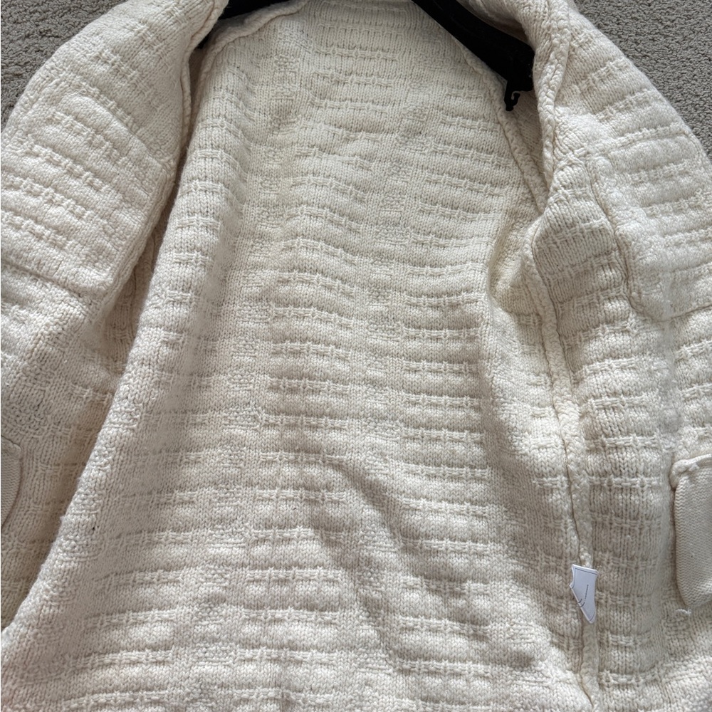 Women's Cream and Black Knit Jacket - Picture 8 of 12